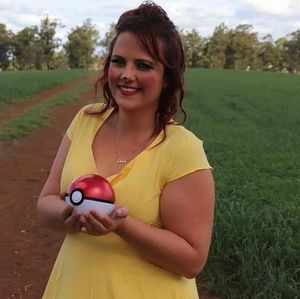 Meet your Posher, Kaya